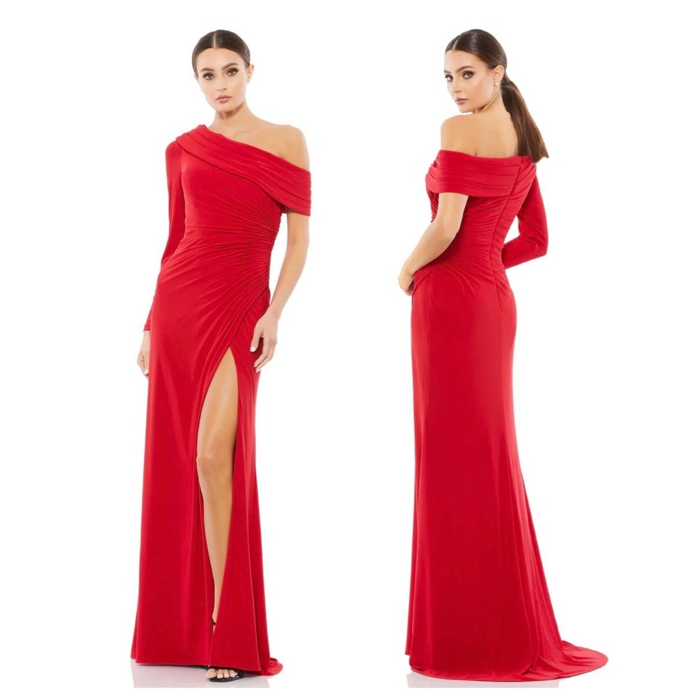 NWT Mac Duggal Red Ruched Jersey Drop Shoulder Foldover Gown Style 26570 Size 8